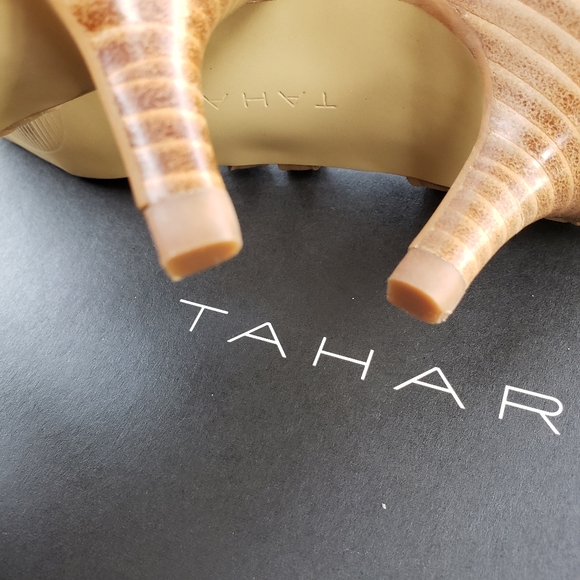 Tahari Tan Leather Heel Shoes - Picture 3 of 7